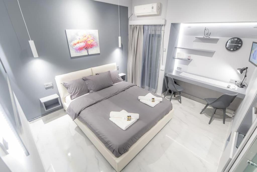 Lux Seaside Apartment By Volos Hospitality Екстериор снимка